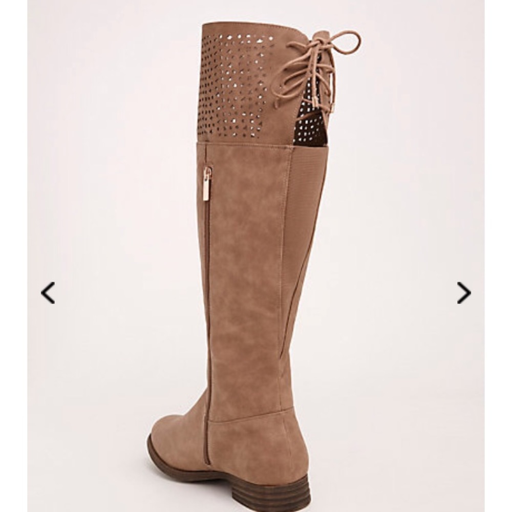 Torrid knee high boots size 8
